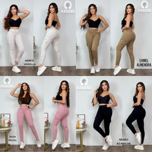 Cargar imagen en el visor de la galería, JOGGER EN DRILL CARGO DAMA😍