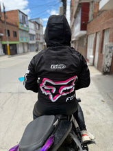 Cargar imagen en el visor de la galería, CHAQUETA IMPERMEABLE REFLECTIVA🏍️